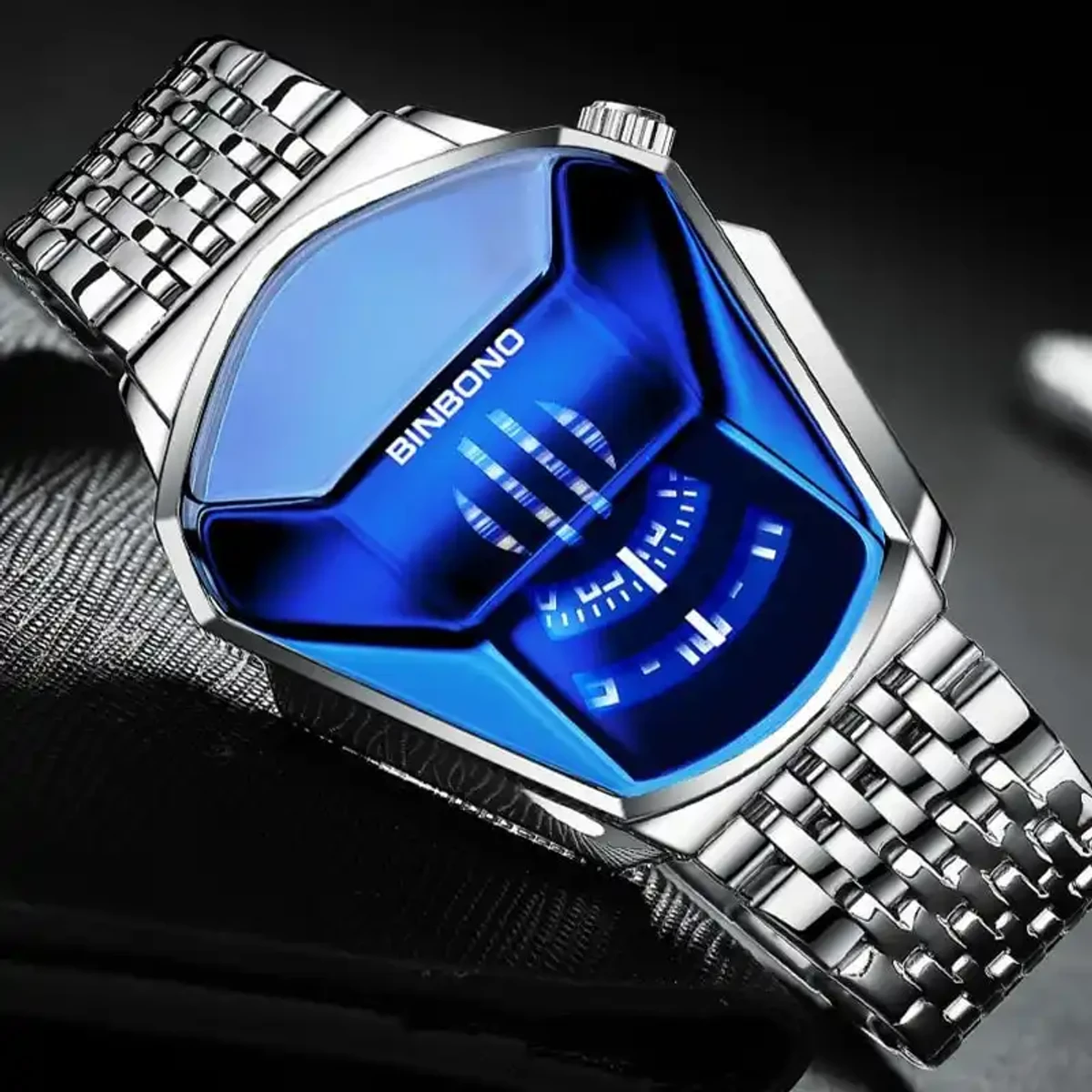 FASHION MEN WATCH CREATIVE DILA GEOMETRIC SHAPE COOL LOCOMOTIVE MEN STAINLESS STEEL STRAP QUARTZ WATCH